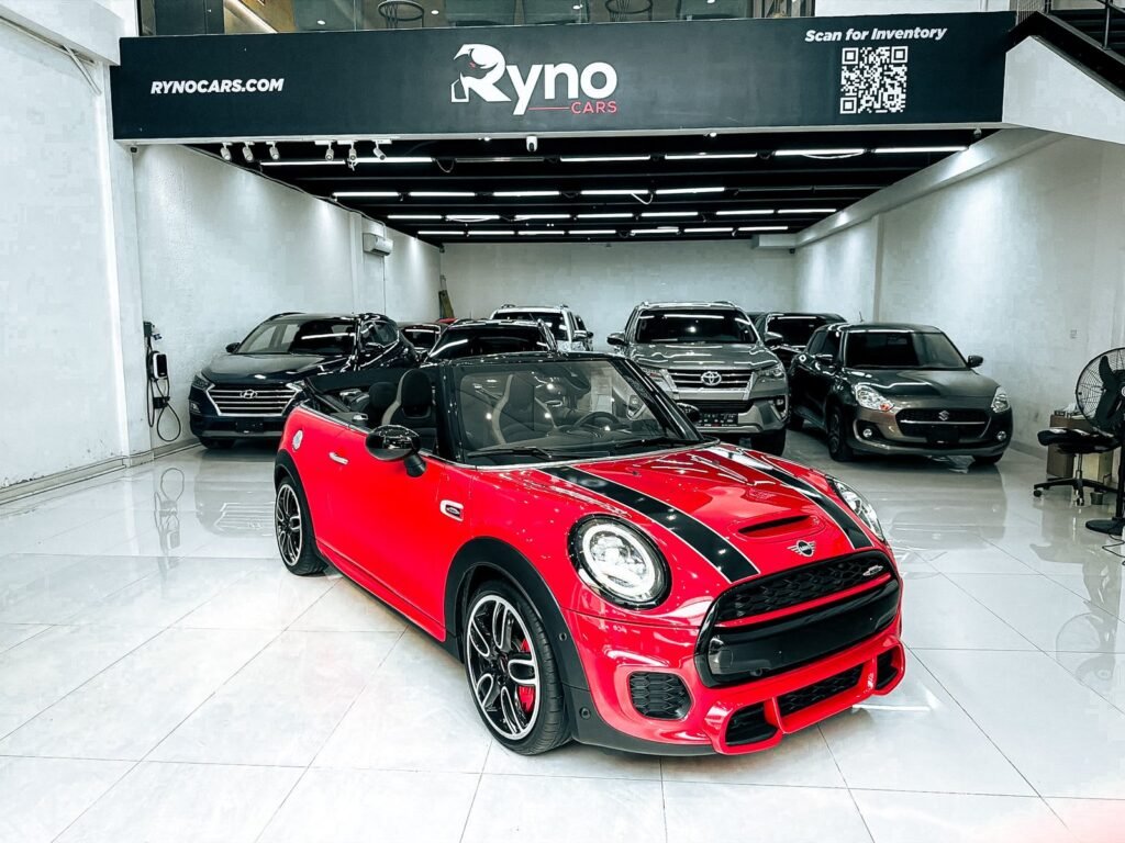 2021 MINI Cooper John Cooper Works 2.0L V4 — vehicle photo 1