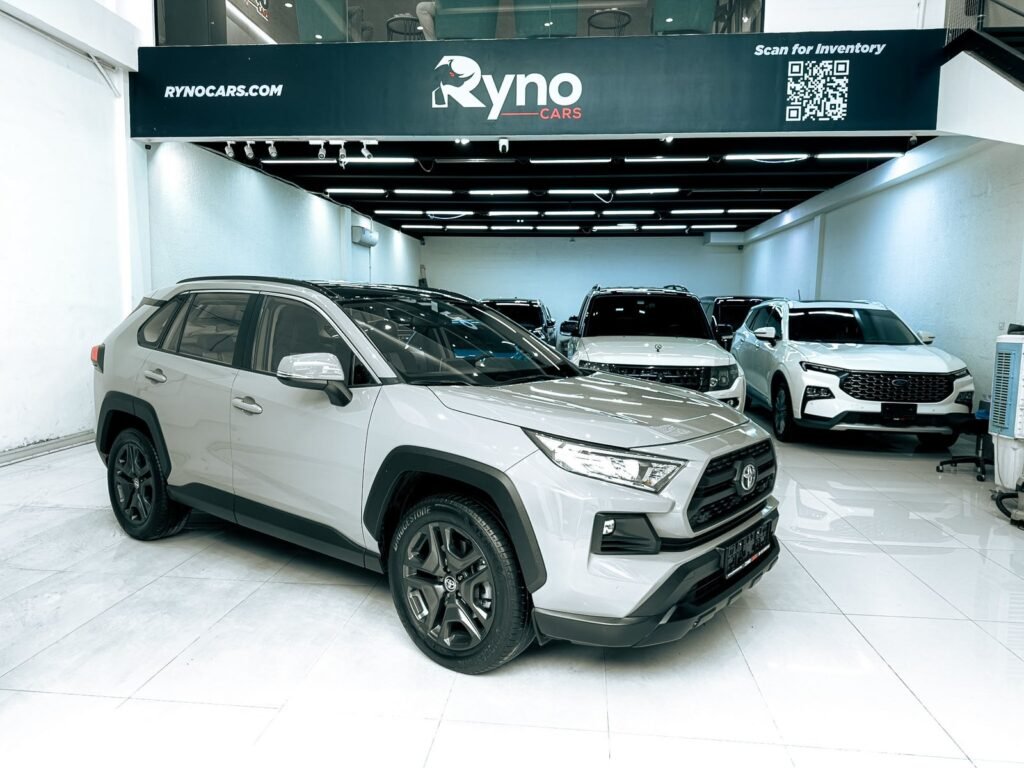 2025 Toyota Rav 4 Adventure 2.5L V4 — vehicle photo 1